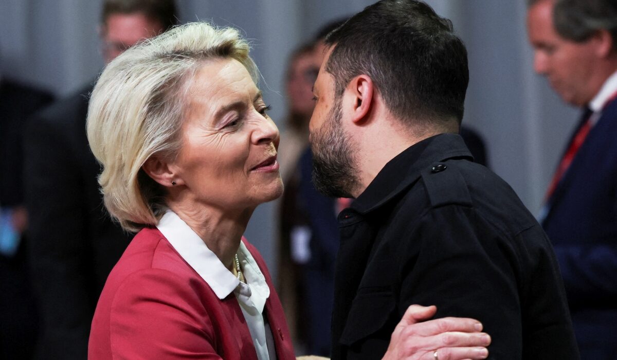 Η Ευρωπαϊκή Ένωση φαίνεται να προσανατολίζεται στη στρατηγική αξιοποίησης των «παγωμένων» ρωσικών περιουσιακών στοιχείων ύψους