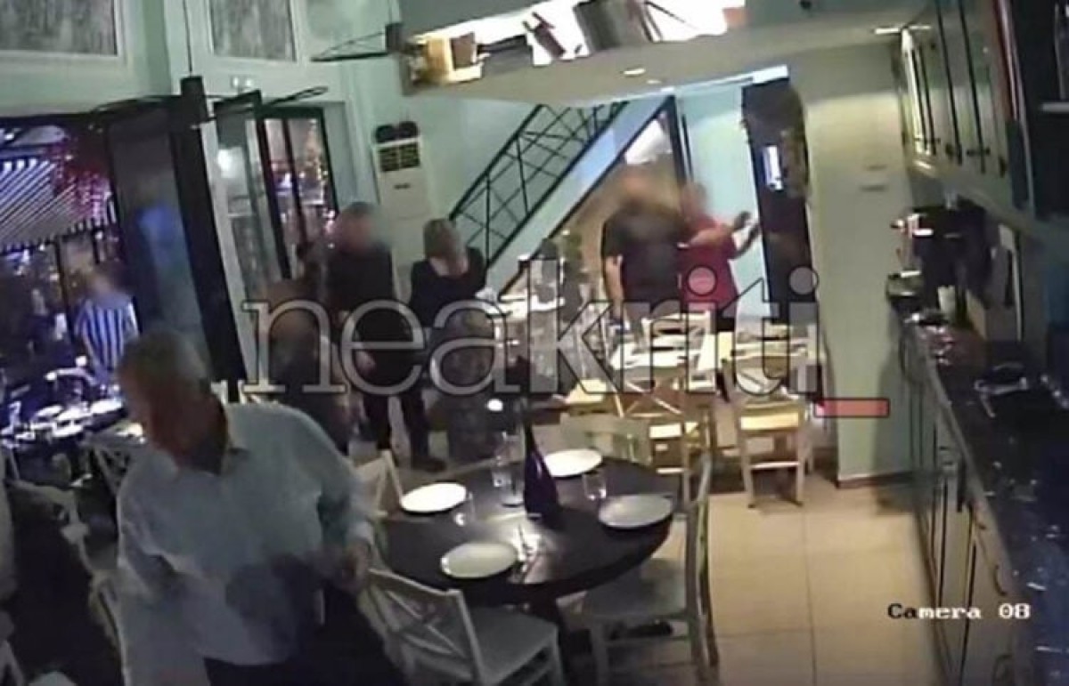 Στο στόχαστρο αγνώστων βρέθηκε το βράδυ του Σαββάτου ο υπουργός Μάκης Βορίδης, κατά τη διάρκεια δείπνου σε κεντρικό εστιατόριο