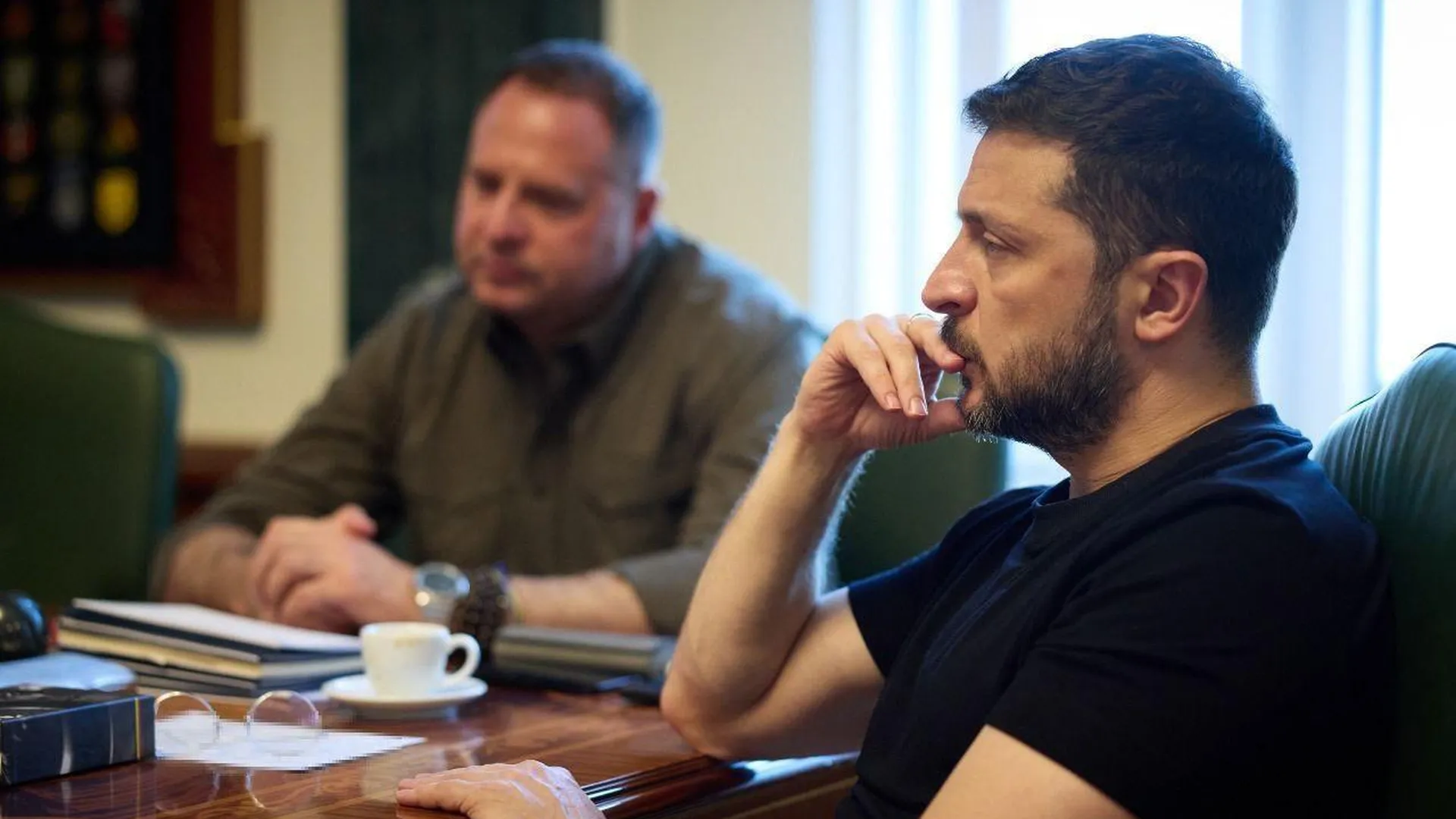 Η παραίτηση του Αντρίι Γερμάκ, στενού συνεργάτη και de facto διαχειριστή της εξουσίας γύρω από τον Ουκρανό πρόεδρο Βολοντίμιρ