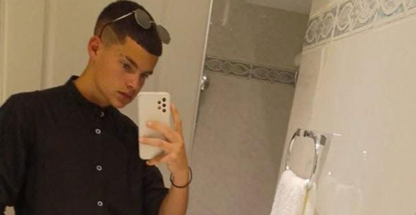 Σοκ έχει προκαλέσει ο αιφνίδιος θάνατος του 19χρονου Επαγγελματία Οπλίτη, ο οποίος σκοτώθηκε σε πεδίο βολής της Ρόδου μετά