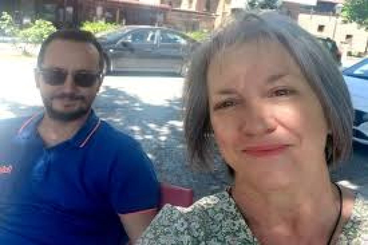 Αμετακίνητη στην πεποίθησή της ότι ο θάνατος του 39χρονου γιου της δεν αποτελεί προϊόν τυχαίων συγκυριών παραμένει η Σοφία Αποστολάκη