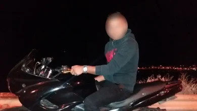 Μέσα σε μόλις έναν μήνα, ο 29χρονος δράστης με βαρύ ποινικό παρελθόν, πρωταγωνίστησε σε δύο σοβαρά επεισόδια ξυλοδαρμών.