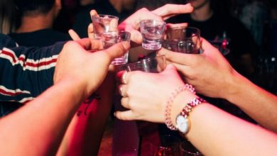 Ένα σοβαρό περιστατικό σημειώθηκε το Σάββατο το βράδυ στο Ηράκλειο της Κρήτης, όταν ένας 17χρονος μαθητής από την Αθήνα, που συμμετείχε