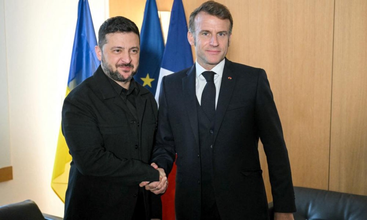 Ο Πρόεδρος της Γαλλίας Εμανουέλ Μακρόν θα υποδεχθεί τη Δευτέρα, 1η Δεκεμβρίου, στο Παρίσι τον Ουκρανό πρόεδρο Βολοντίμιρ Ζελένσκι