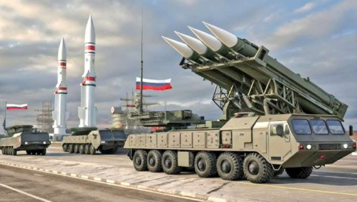 Με ένα φιλόδοξο στρατηγικό σχέδιο, η Ρωσία αναλαμβάνει τον επανεξοπλισμό και ουσιαστικά τη διοίκηση των ενόπλων δυνάμεων έξι μετασοβιετικών