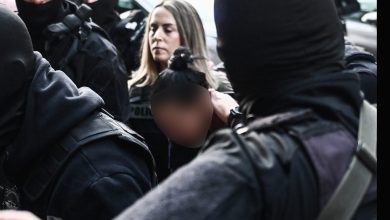 Νέα τροπή παίρνει η υπόθεση της δολοφονίας στη Σαλαμίνα, καθώς η 46χρονη κατηγορούμενη για τον θάνατο της 75χρονης πεθεράς