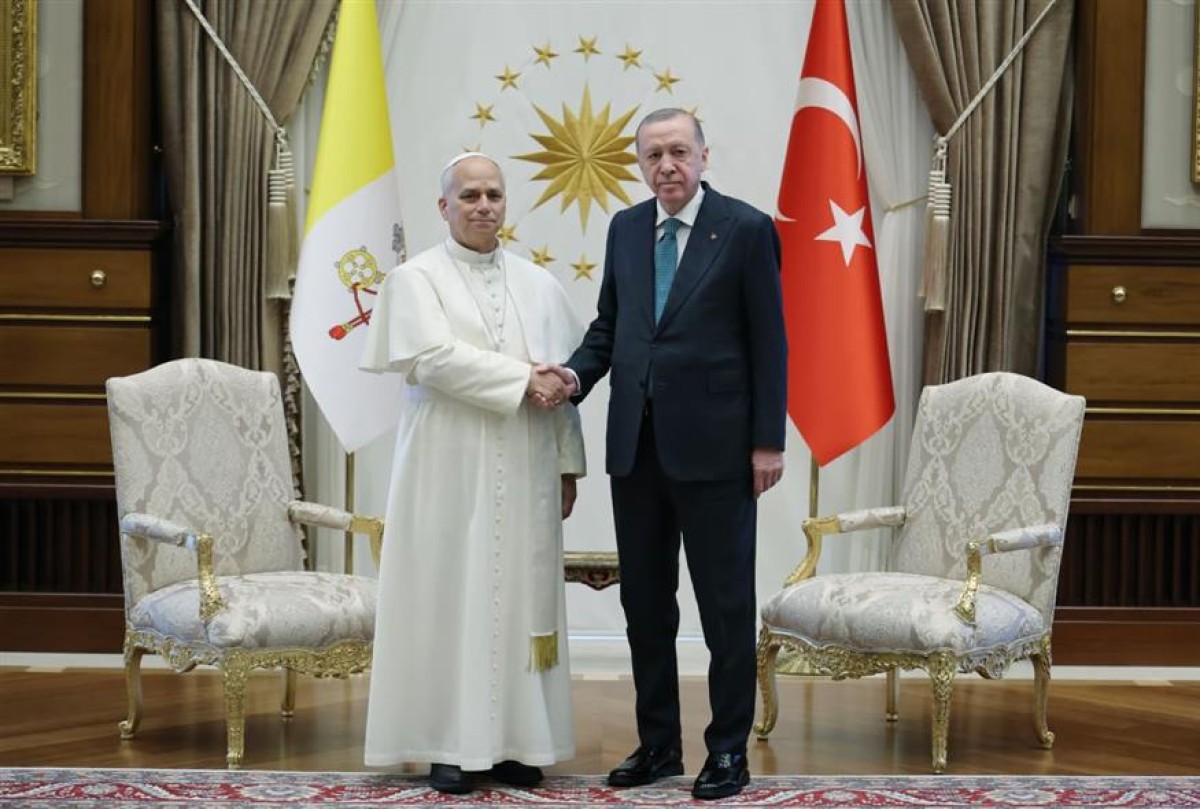 Ο Πάπας Λέων ΙΔ' κάλεσε την Τουρκία «να αναδειχθεί σε παράγοντα σταθερότητας και γέφυρα συνεννόησης ανάμεσα στους λαούς»