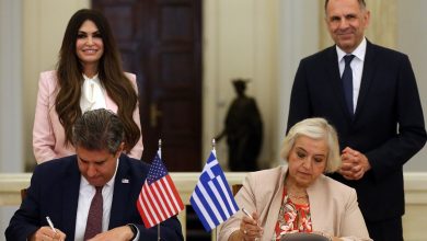 Ακόμα μια ανάρτηση έκανε επί ελληνικού εδάφους η Κίμπερλι Γκίλφοϊλ η οποία αφορούσε τα deals για την ενέργεια που υπέγραψαν