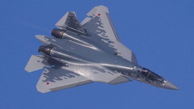 Η Ρωσία ανακοίνωσε την παράδοση των δύο πρώτων stealth μαχητικών αεροσκαφών Su-57 σε έναν ξένο πελάτη, σηματοδοτώντας την πρώτη