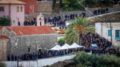 Σοκ και δέος επικρατούν στα Βορίζια Ηρακλείου, μετά το μακελειό του πρωινού του περάσμενου Σαββάτου, όταν δεκάδες πυροβολισμοί