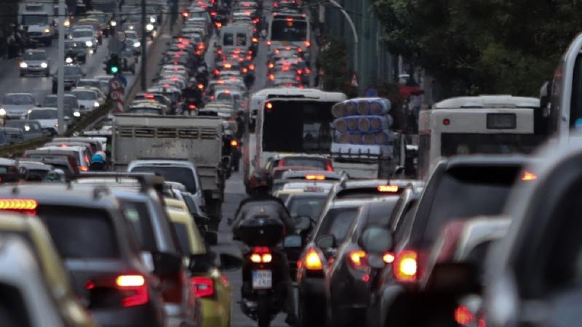 Η αντίστροφη μέτρηση για την εξόφληση των τελών κυκλοφορίας 2026 έχει ξεκινήσει, με εκατομμύρια ιδιοκτήτες οχημάτων να βρίσκονται