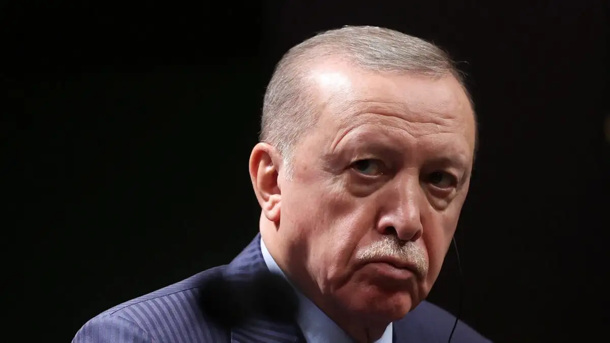 Άλλη μια επίδειξη ισχύος αλλά και του ρόλου που επιδιώκει να παίξει η Άγκυρα στη γεωπολιτική σκακιέρα της Ανατολικής Μεσογείου. 