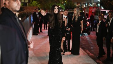 Το μεσημέρι του Σαββάτου προσγειώθηκε στην Αθήνα η νέα πρέσβης των Ηνωμένων Πολιτειών στην Ελλάδα, Κίμπερλι Γκιλφόιλ, ανοίγοντας