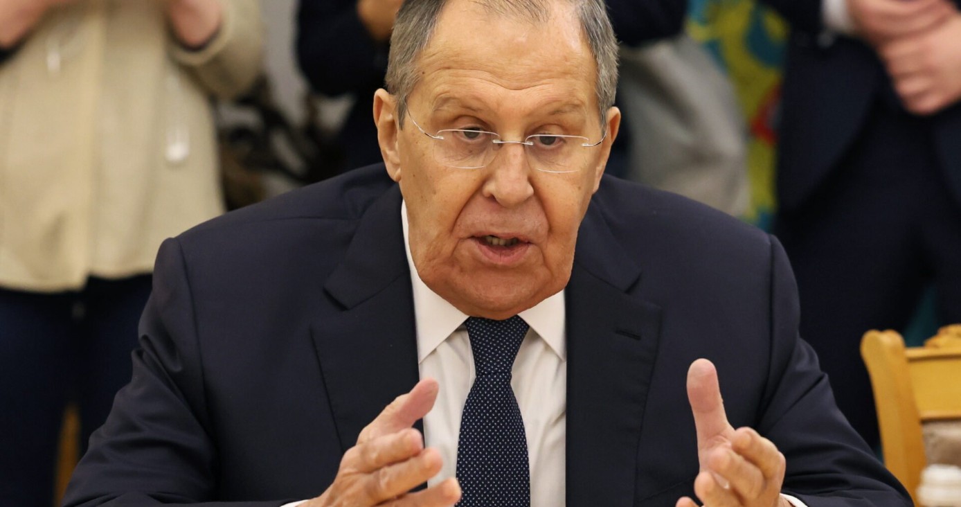 Ο Ρώσος υπουργός Εξωτερικών, Σεργκέι Λαβρόφ, αναφέρθηκε σήμερα στην προσπάθεια για ειρηνική επίλυση της σύγκρουσης στην Ουκρανία.