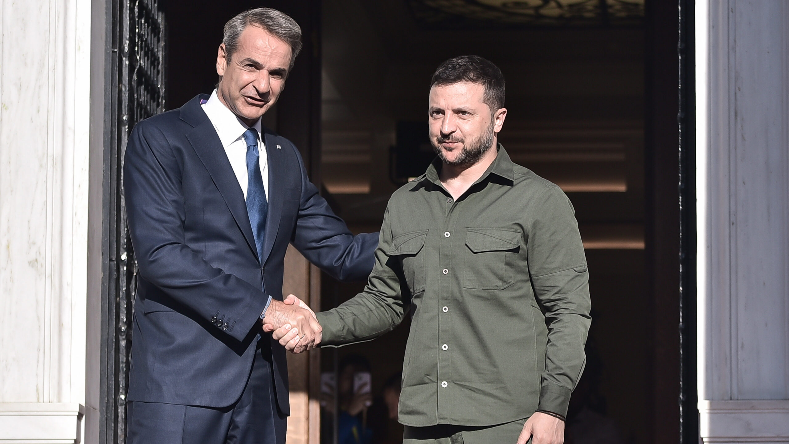 Δύο από τις έξι συνολικά συστοιχίες αντιαεροπορικών πυραύλων μακρού βεληνεκούς ΜΙΜ-104 Πάτριοτ που διαθέτει η Ελλάδα