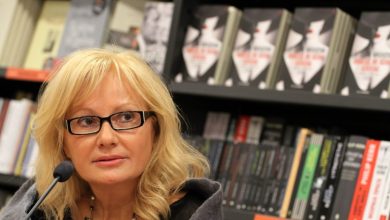 Βαρύ πένθος για την Αγγελική Νικολούλη, που αποχαιρετά τη μητέρα της, τη γυναίκα που στάθηκε στο πλευρό της σε κάθε σταθμό της ζωής και