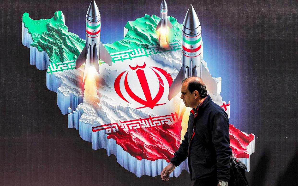 Η ένταση στις σχέσεις Ιράν–ΗΠΑ κλιμακώνεται, με την Τεχεράνη να στέλνει ξεκάθαρο σήμα «αντίστασης και ανανέωσης».