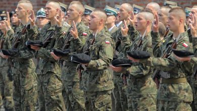 Η Πολωνία ανακοίνωσε την άμεση ανάπτυξη 10.000 στρατιωτών για την προστασία κρίσιμων υποδομών, με κύριο στόχο τις σιδηροδρομικές