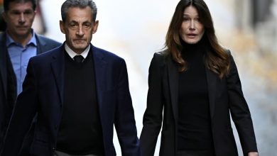 Το Εφετείο του Παρισιού ενέκρινε σήμερα την αποφυλάκιση του πρώην προέδρου της Γαλλίας Νικολά Σαρκοζί, ο οποίος θα βγει από τη φυλακή