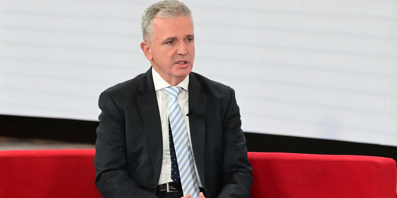 Λίγο πριν την απομάκρυνσή του από τη διοίκηση των ΕΛΤΑ, ο πρώην διευθύνων σύμβουλος Γρηγόρης Σκλήκας, φέρεται να προχώρησε