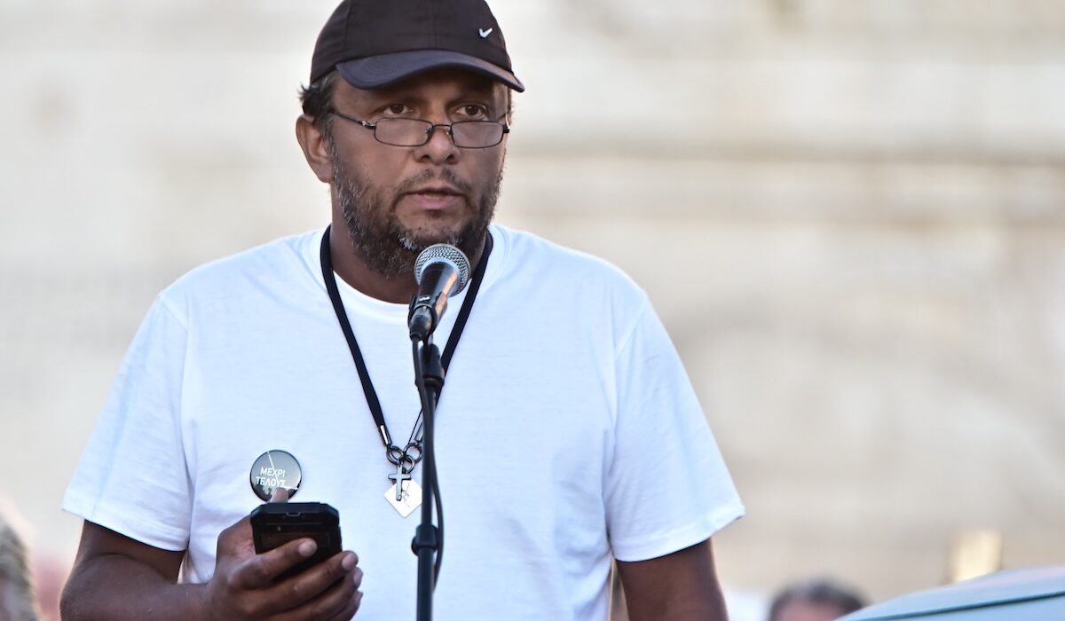 Με κατηγορηματικό τρόπο απορρίπτει το ενδεχόμενο δημιουργίας πολιτικού κόμματος ο Πάνος Ρούτσι, απαντώντας στις φήμες που