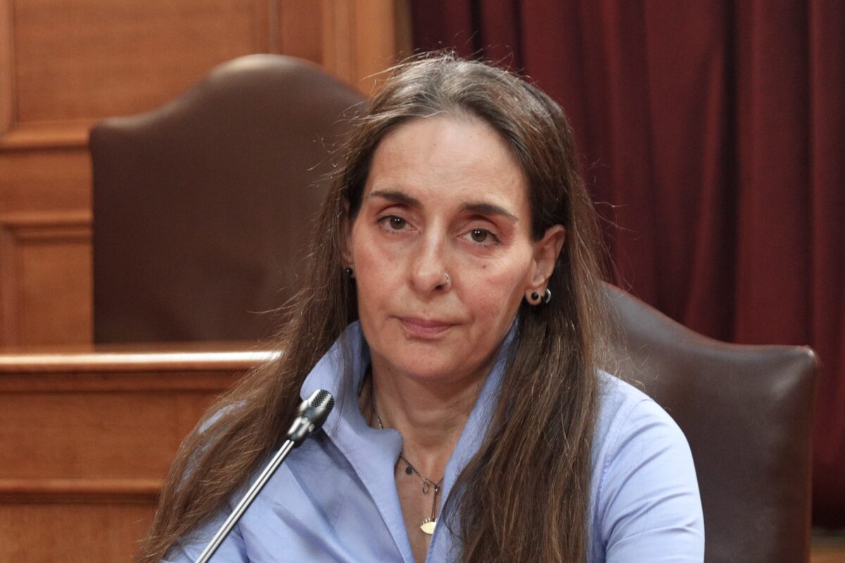 H Παρασκευή Τυχεροπούλου «απαντά» για τον ΟΠΕΚΕΠΕ στον διευθυντή Πληρωμών Αγροτικών Ενισχύσεων.