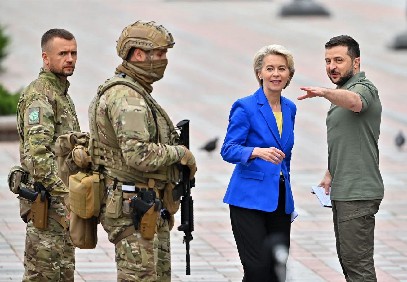 Η Ευρωπαϊκή Επιτροπή βρίσκεται στα πρόθυρα μιας από τις πιο φιλόδοξες και σίγουρα αμφιλεγόμενες πρωτοβουλίες των τελευταίων