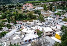 Με την παρουσία ψυχολόγων και κοινωνικών λειτουργών, άνοιξαν και πάλι τα σχολεία στα Βορίζια, λίγες ημέρες μετά το τραγικό επεισόδιο