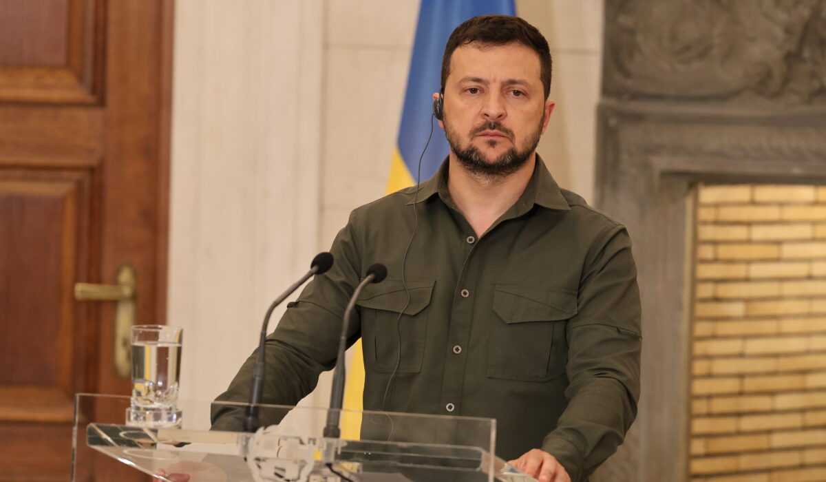 Ο Βολοντίμιρ Ζελένσκι αναμένεται να επισκεφθεί την Αθήνα μέσα στον Νοέμβριο, αν και η ακριβής ημερομηνία άφιξής του δεν έχει ακόμη