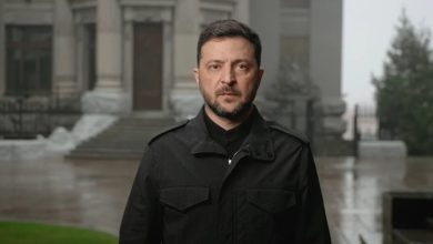 Η ένταση στο Κίεβο κορυφώθηκε. Σε μια συνάντηση που χαρακτηρίστηκε «εφιαλτική» από διπλωμάτη που ήταν παρών, ο υπουργός Στρατού των ΗΠΑ