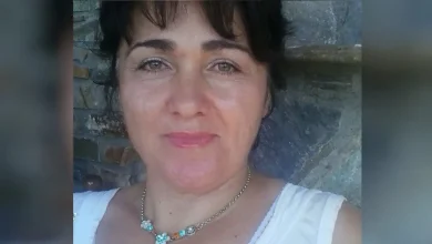 «Τα δηλητηριώδη μανιτάρια τα μάζεψε ο πατέρας μου λίγα μόλις μέτρα από το σπίτι μας», αποκαλύπτει ο γιος του ζευγαριού που ετοιμάζεται