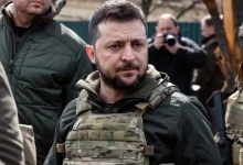 Μήνυμα θέλησε να στείλει σήμερα ο Βολοντίμιρ Ζελένσκι από την ανατολική Ουκρανία, τη στιγμή που ο ουκρανικός στρατός δέχεται έντονες πιέσεις