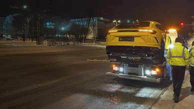 Οδηγός παράτησε Lamborghini Urus για να αποφύγει αλκοτέστ σε στάση λεωφορείου.