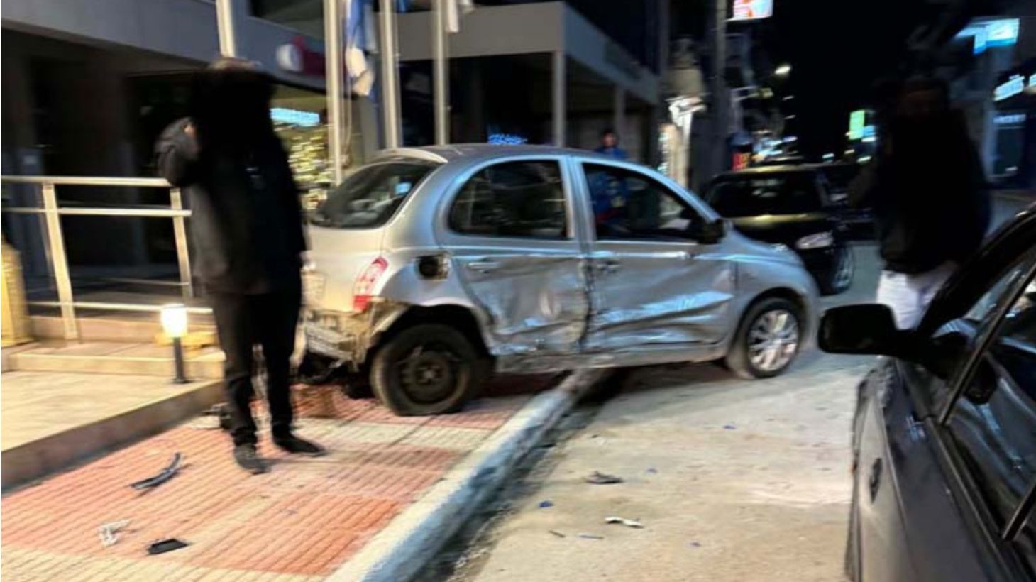 Σοκ προκαλούν οι λεπτομέρειες που έρχονται στο φως σχετικά με το θανατηφόρο τροχαίο στη Λούτσα, όπου ο 29χρονος οδηγός, κινούμενος