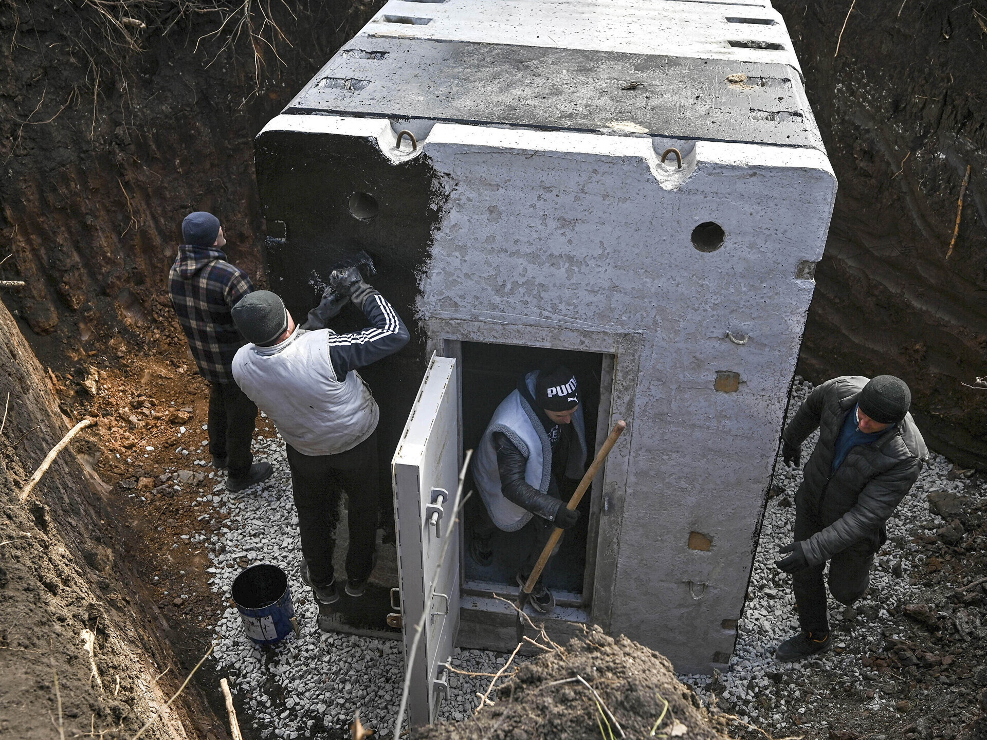 Η Εσθονία έχει ξεκινήσει την κατασκευή δικτύου καταφυγίων κατά μήκος των συνόρων της με τη Ρωσία, στο πλαίσιο της ενίσχυσης