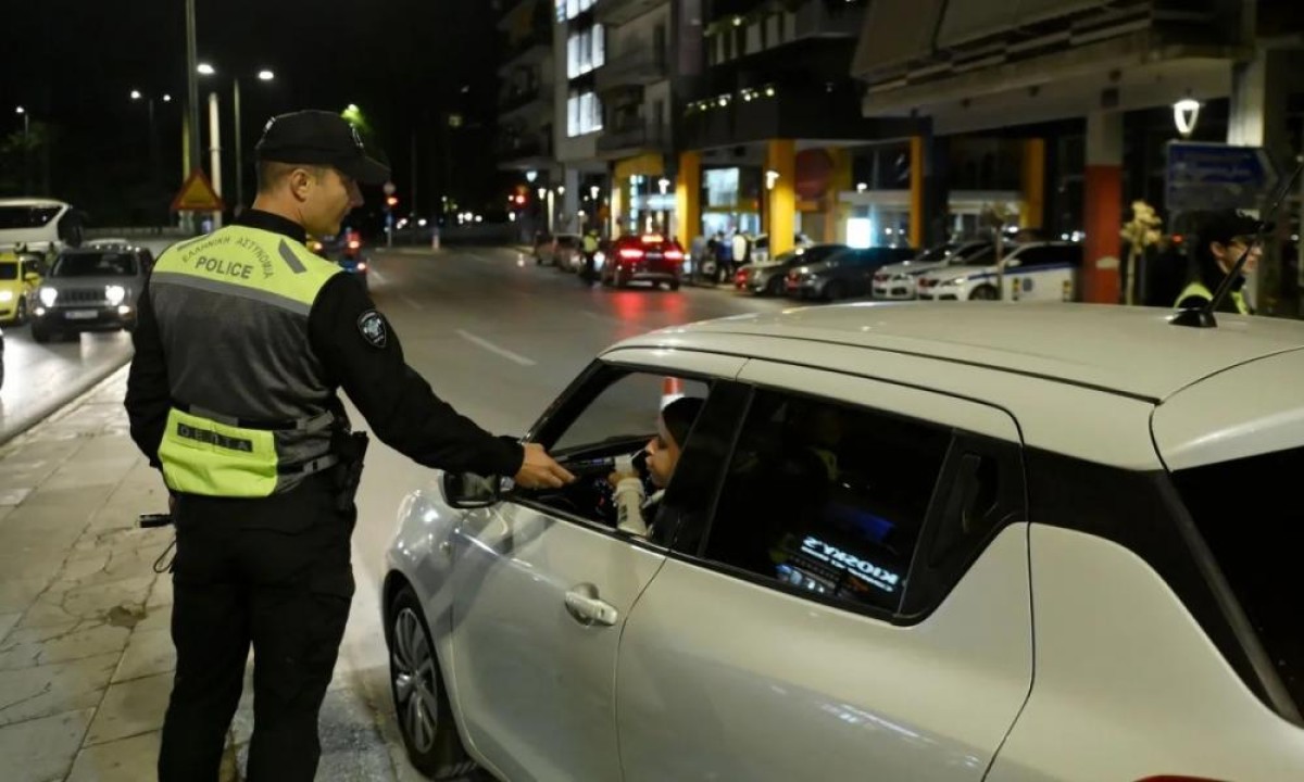 Σημαντικός ήταν ο αριθμός των ελέγχων που πραγματοποίησε η Τροχαία στην Αττική κατά το τριήμερο των Χριστουγέννων, με στόχο