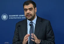 Η κυβέρνηση επενδύει στον κοινωνικό αυτοματισμό και φαίνεται αποφασισμένη να σκληρύνει τη στάση της απέναντι στις κινητοποιήσεις