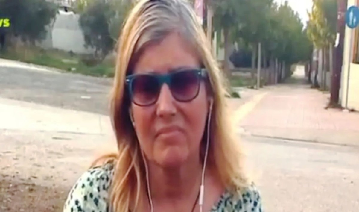 Η δασκάλα εικαστικών στο Λουτράκι επιμένει στην καταγγελία της ότι ο 6χρονος μαθητής την θώπευσε ερωτικά στο στήθος κατά τη διάρκεια