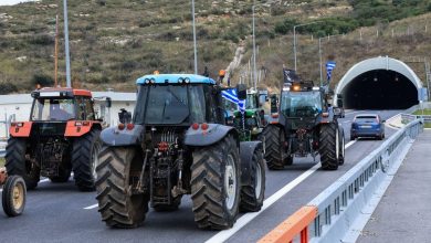 Οι αγρότες είχαν αποφασίσει να πραγματοποιήσουν έναν συμβολικό αποκλεισμό, περιορίζοντας την κίνηση μόνο για τα φορτηγά