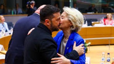 Το σχέδιο της Ευρωπαϊκής Ένωσης να χορηγήσει δάνειο 210 δισ. ευρώ στην Ουκρανία, χρησιμοποιώντας «παγωμένα» ρωσικά κεφάλαια