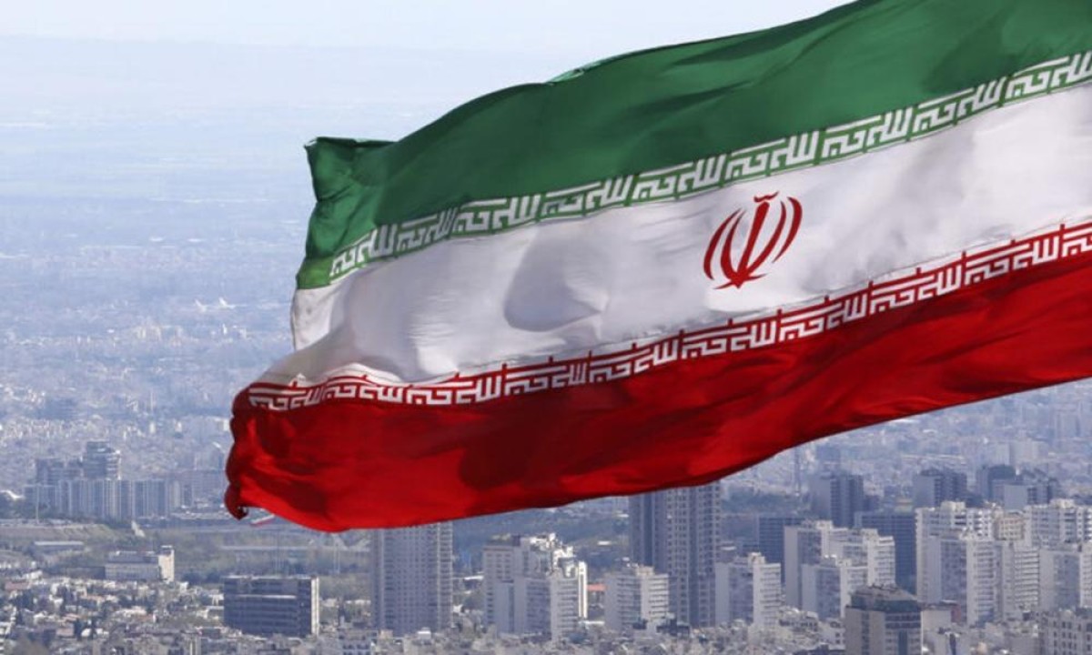 Το Ιράν θεωρείται ένας από τους στενότερους συμμάχους του προέδρου της Βενεζουέλας, Νικολάς Μαδούρο, ο οποίος κατηγορεί