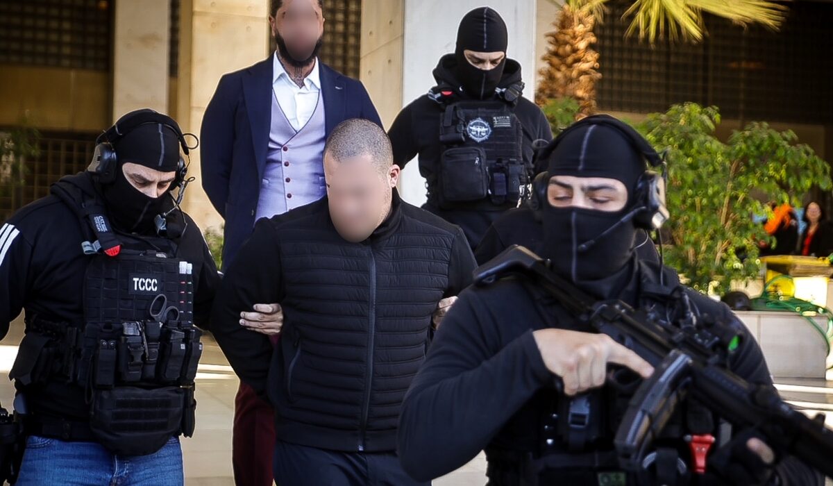 Αποκαλυπτικά στοιχεία βλέπουν το φως της δημοσιότητας για το διπλό φονικό στη Φοινικούντα, φωτίζοντας τον ρόλο του καθενός από