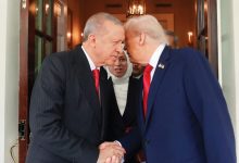 Οι Ηνωμένες Πολιτείες στέλνουν μήνυμα προς τους συμμάχους τους: «Δεν θέλουμε διπλά παιγνίδια». Με την παρουσίαση του νέου πλαισίου Εθνικής Ασφαλείας, γίνεται σαφές ότι η αμερικανική εξωτερική πολιτική