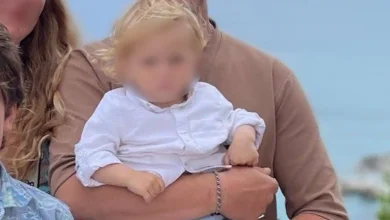 Με τρεμάμενη φωνή ο πατέρας του δίχρονου παιδιού που έχασε τη ζωή του από την επίθεση του πίτμπουλ στη Ζάκυνθο περιγράφει τη στιγμή