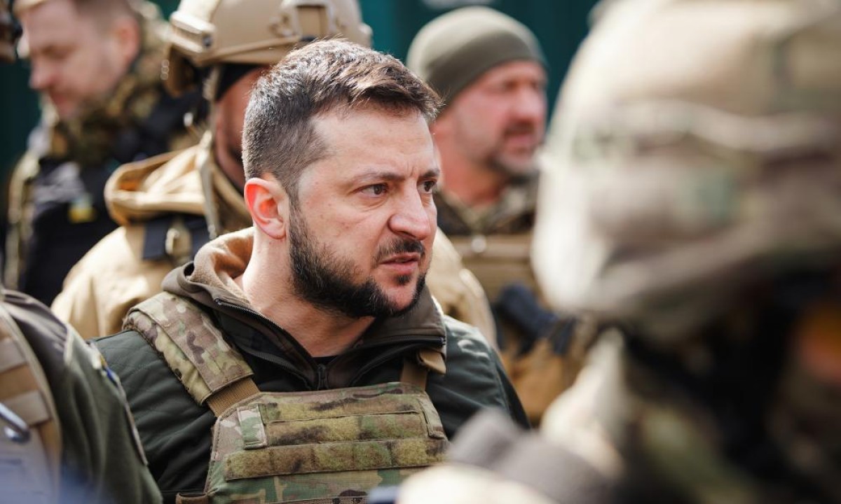 Λίγες ώρες πριν από μια κρίσιμη διπλωματική συνάντηση, η ουκρανική πρωτεύουσα βρέθηκε στο επίκεντρο ενός εκτεταμένου ρωσικού