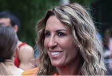 Στιγμές αγωνίας έζησε το μεσημέρι του Σαββάτου η Πηγή Δεβετζή, όταν το αυτοκίνητό της ανετράπη σε τούνελ της Εγνατίας Οδού, κοντά