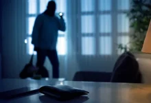 Συνελήφθη διαρρήκτης τα ξημερώματα της Τρίτης (02/12), στη Θεσσαλονίκη. Ωστόσο πρόκειται για μια διαφορετική περίπτωση ληστή αυτή τη φορά.