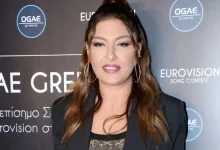 Η δημοφιλής τραγουδίστρια Έλενα Παπαρίζου μεταφέρθηκε εσπευσμένα στο νοσοκομείο τα ξημερώματα της Δευτέρας, λόγω έντονης αδιαθεσίας