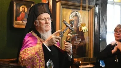 Η Ιερά Μητρόπολις Δέρκων αποτελεί μια ενεργή πνευματική επαρχία του Οικουμενικού Πατριαρχείου στην Κωνσταντινούπολη