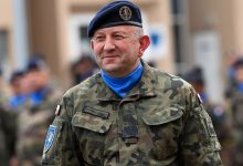 Ιδιαίτερα προκλητικός εμφανίστηκε ο Πολωνός στρατηγός Γιάροσλαβ Γκρομαντζίνσκι, ο οποίος, σε πλήρη ευθυγράμμιση με τις πρόσφατες